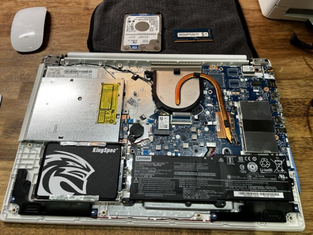 7年前のNEC LAVIEが遅すぎる——買い替えずにSSD換装＋メモリ増設で復活させた話